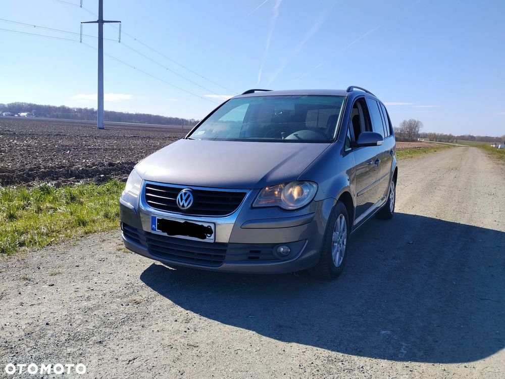 Volkswagen Touran 2.0 TDI Trendline - 1