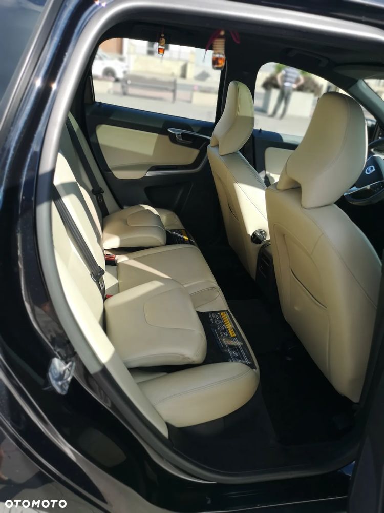 Volvo XC 60 D4 Drive-E Summum - 14