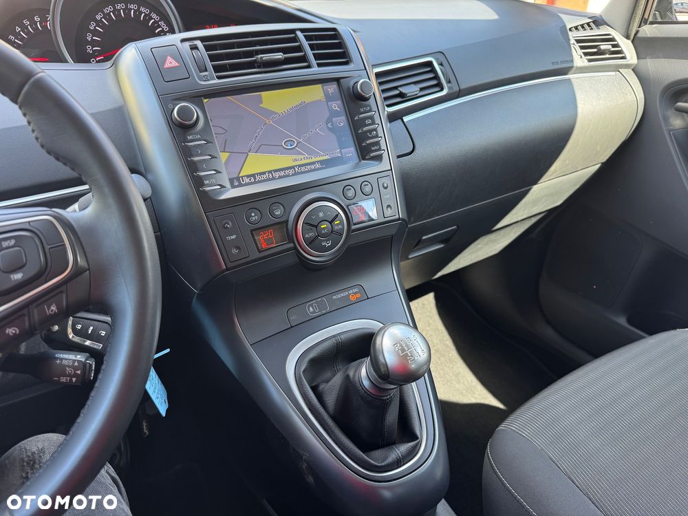 Toyota Verso - 20