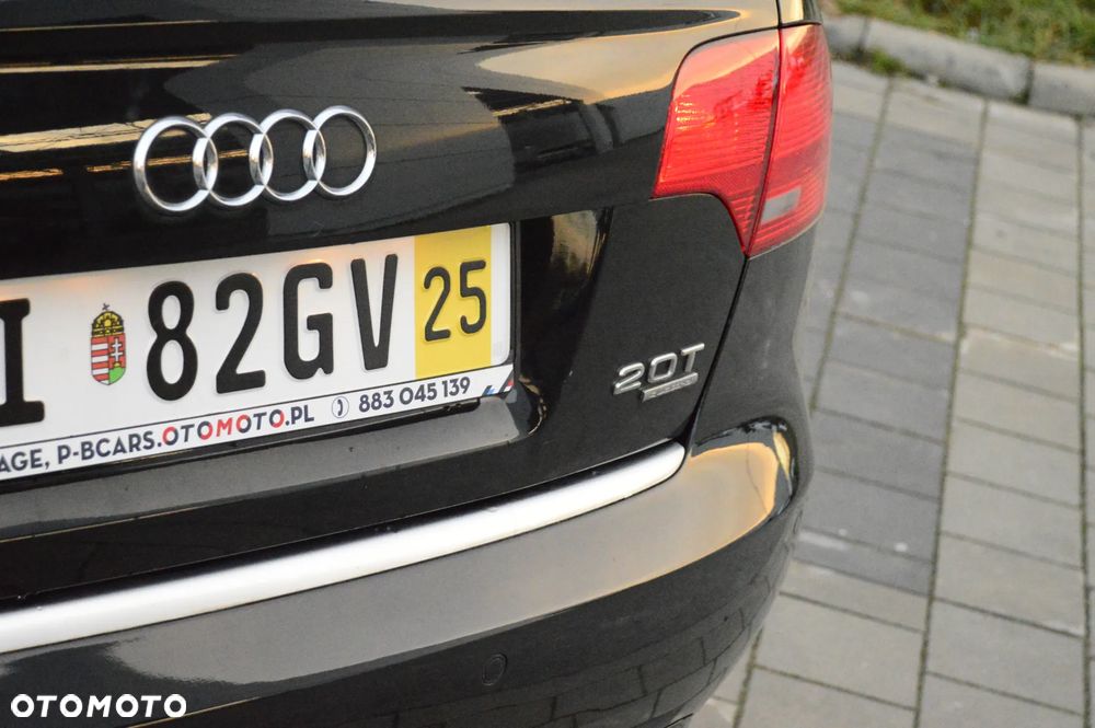 Audi A4 Limousine 2.0 T FSI quattro - 13