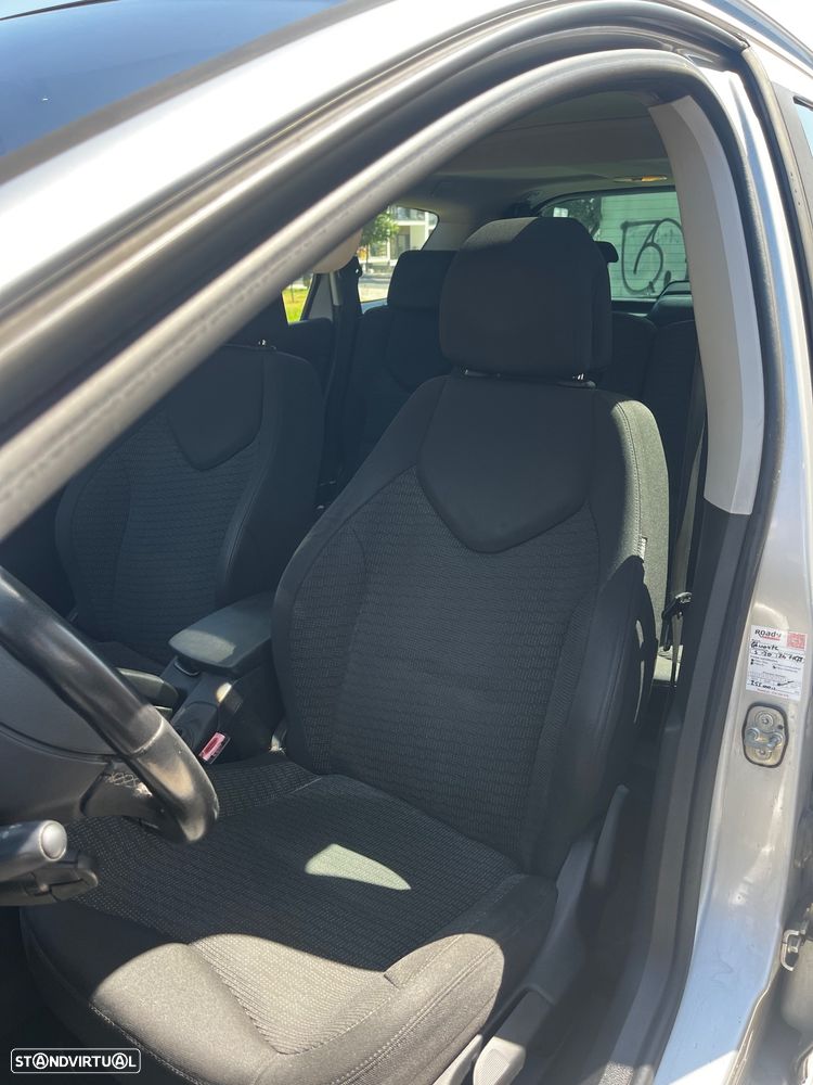 Peugeot 308 SW 1.6 HDi Executive CVM6 - 8
