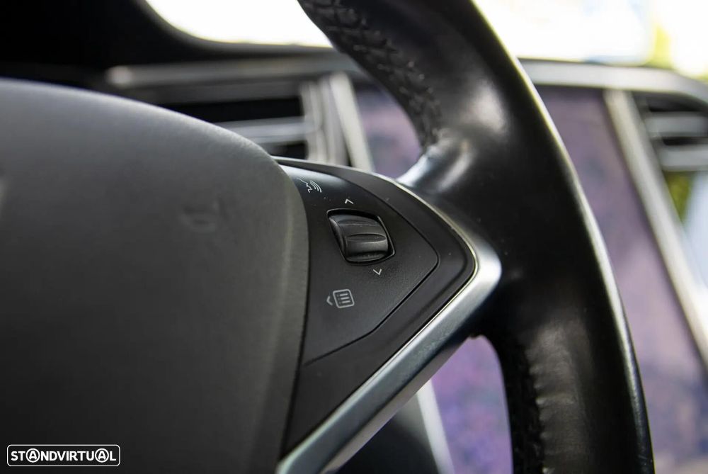 Tesla Model S 70D AWD - 17