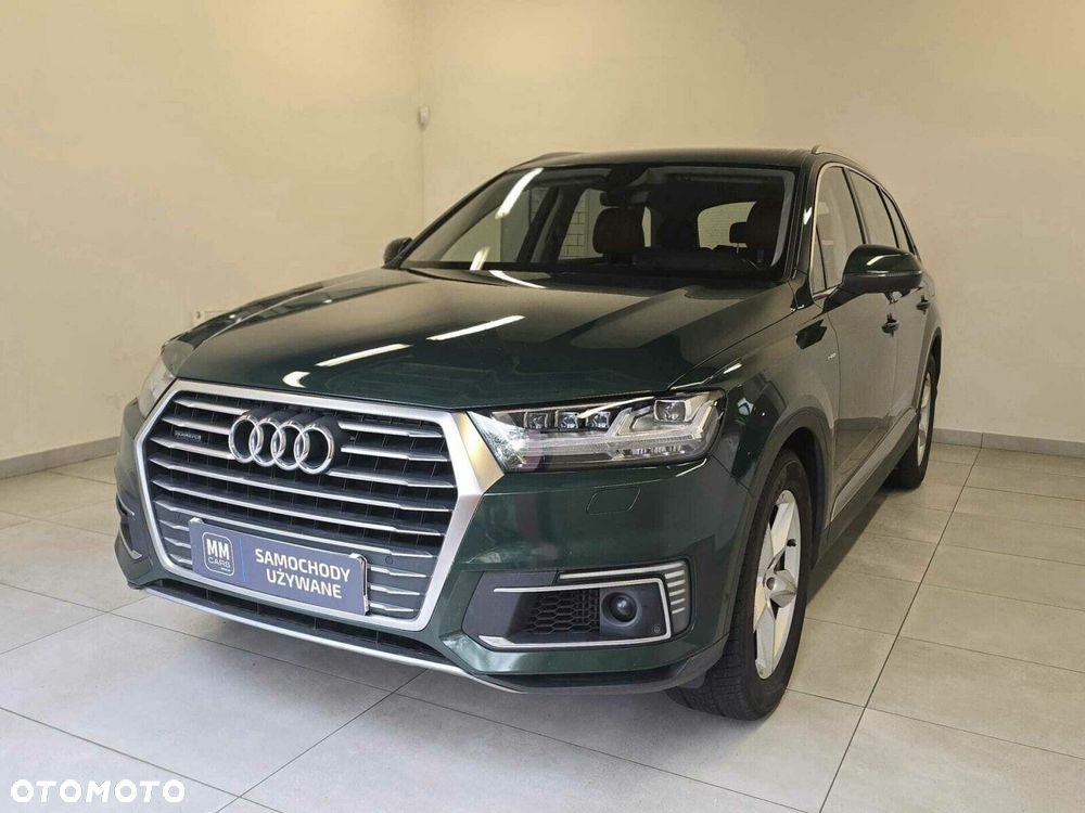 Audi Q7 - 1
