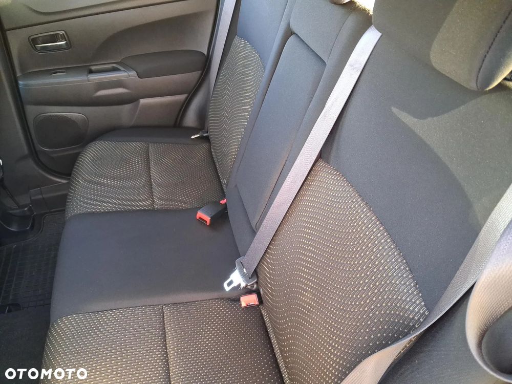 Mitsubishi ASX 1.6 2WD Comfort Edition - 23