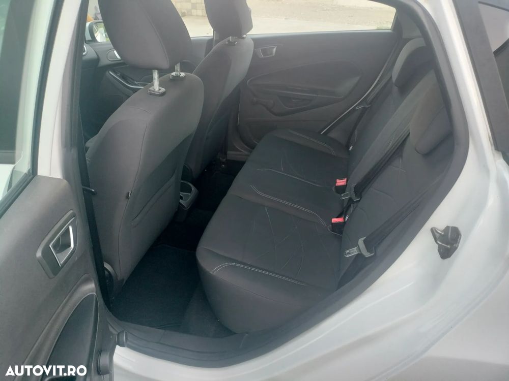 Ford Fiesta - 13