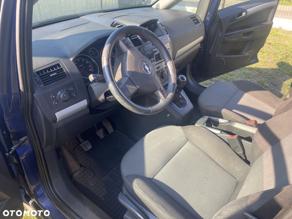 Opel Zafira - 7