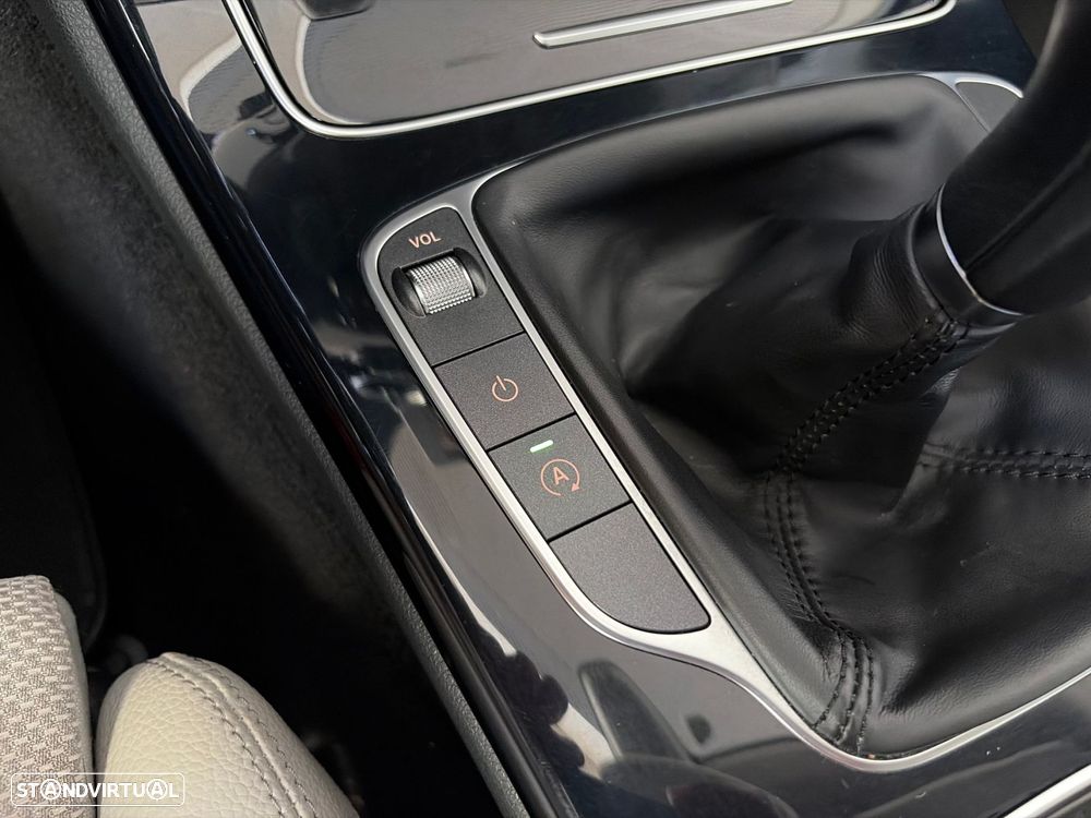 Mercedes-Benz C 180 BlueTEC Avantgarde+ - 47
