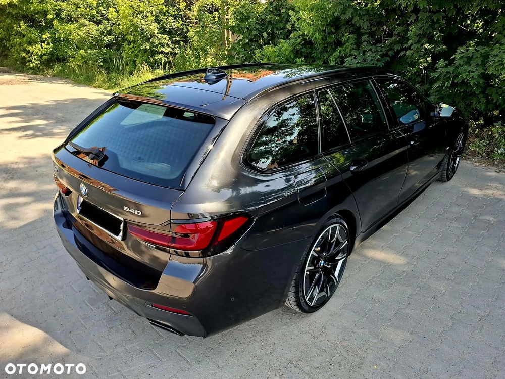 BMW Seria 5 540d xDrive Touring M Sport Edition - 6