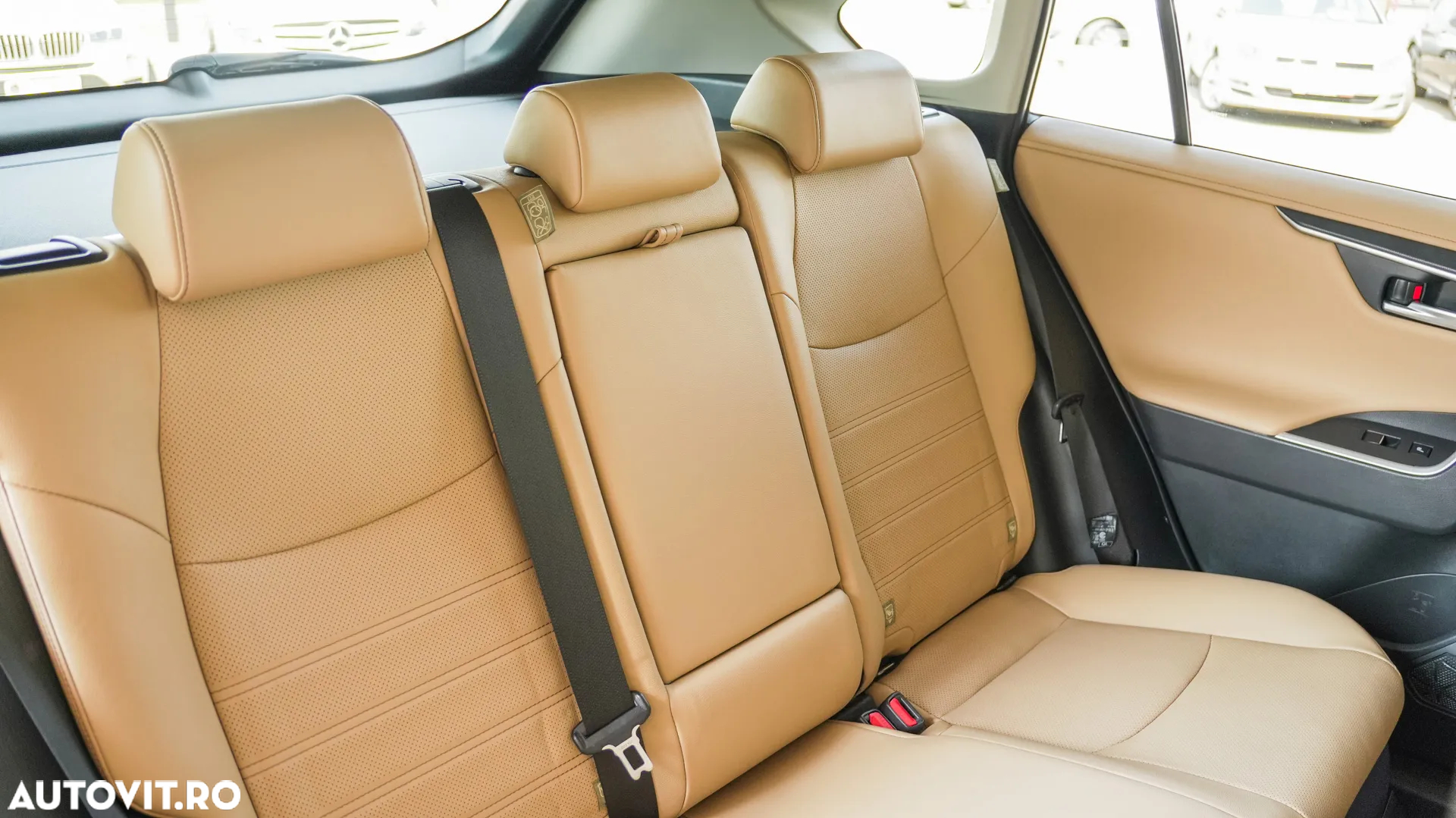 Toyota RAV4 2.5 4x4 Hybrid Comfort - 32