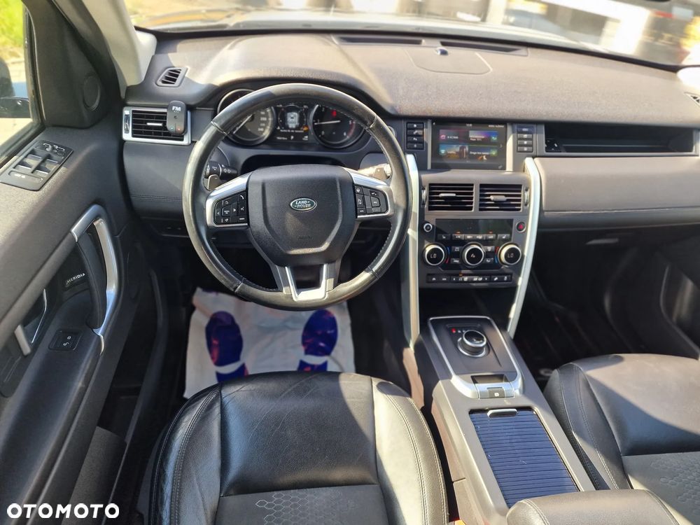 Land Rover Discovery Sport TD4 HSE Luxury - 22