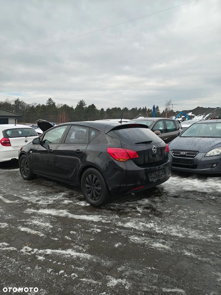 opel astra J 2010 1.4 benz części - 4