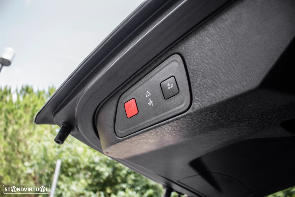 Peugeot 3008 BlueHDi 180 Stop & Start EAT8 GT - 31