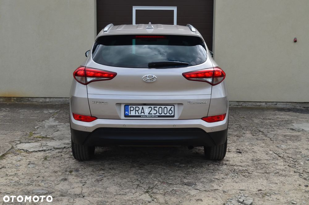 Hyundai Tucson blue 1.6 GDi 2WD Navi - 6