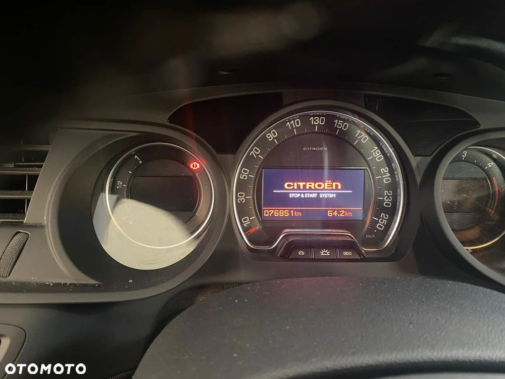 CITROEN C5 III X7 2.0 BLUEHDI SILNIK AHW AH02 - 2