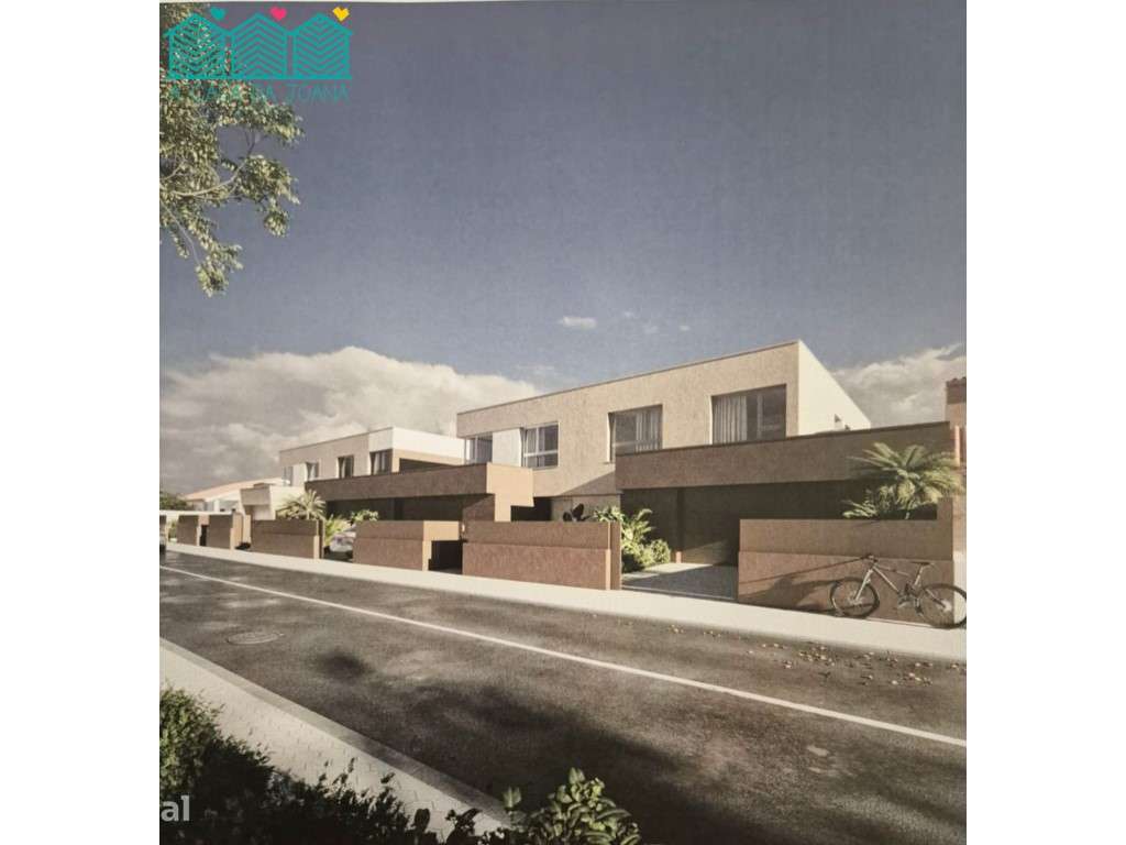 Moradia T4 com Garagem Fechada e Piscina em Oliveirinha - Grande imagem: 3/4