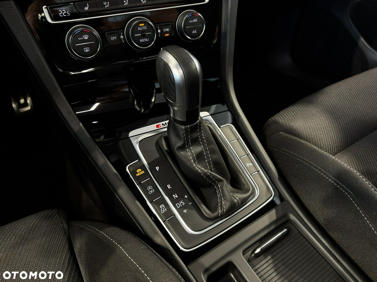 Volkswagen Golf - 31