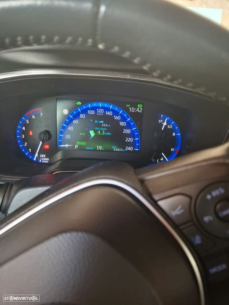 Toyota Corolla Touring Sports 1.8 Hybrid Comfort+P.Sport - 10