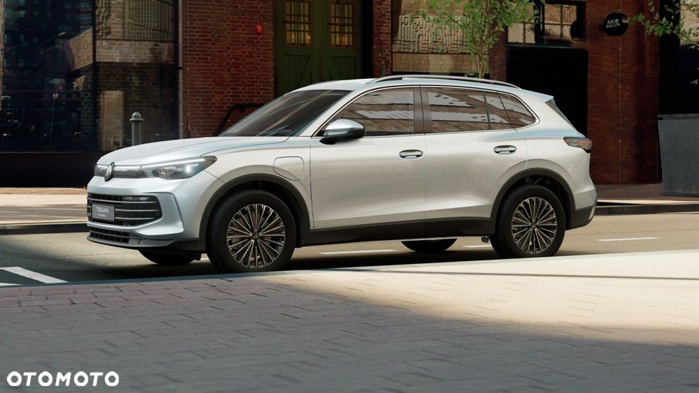 Volkswagen Tiguan - 6