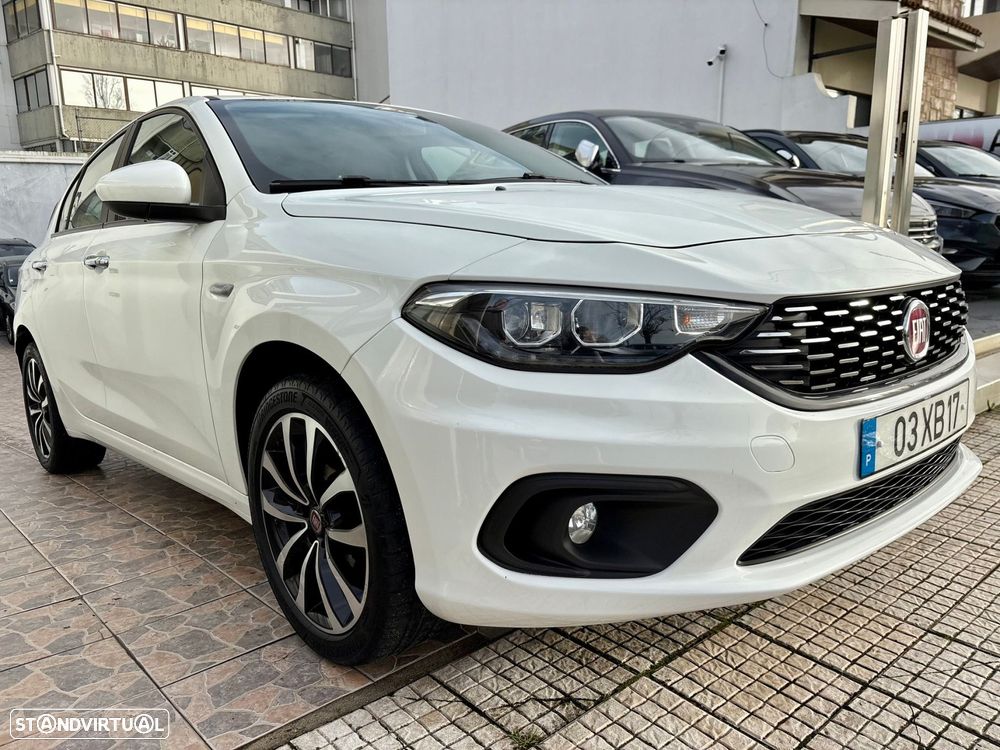 Fiat Tipo 1.3 M-Jet Lounge Tech J17 - 1