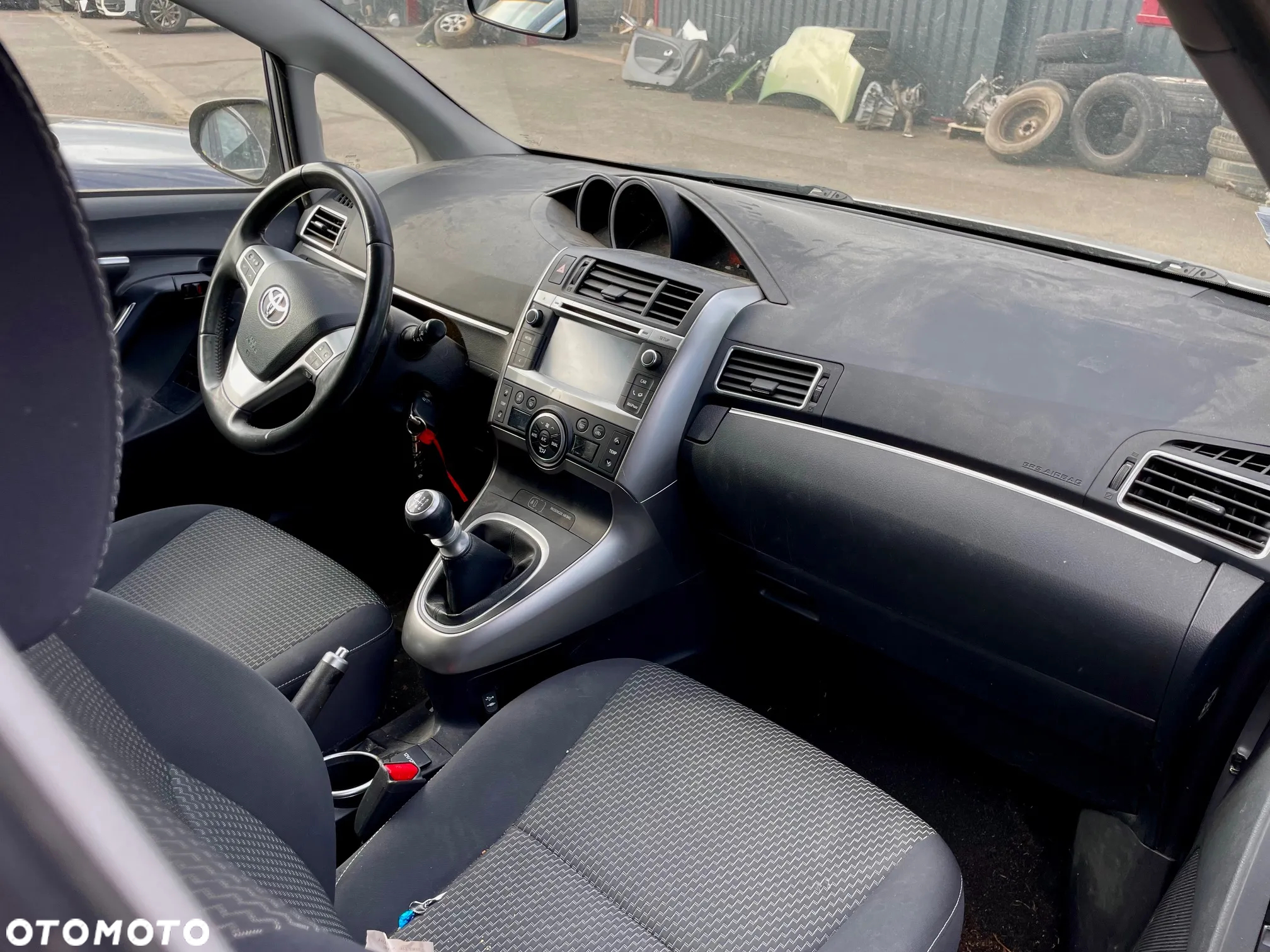 Toyota Verso - 3