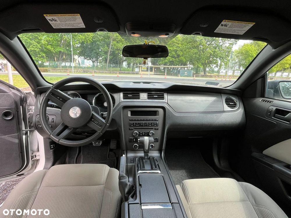 Ford Mustang 3.7 V6 - 16