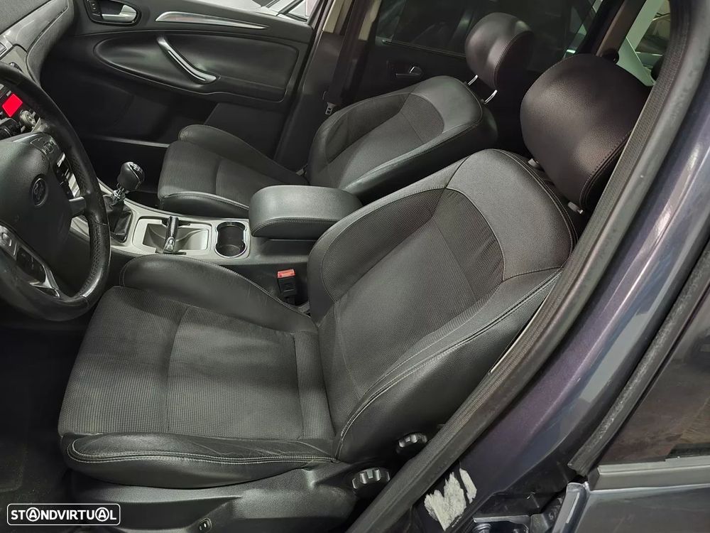 Ford S-Max 1.8 TDCi Titanium 7L - 8