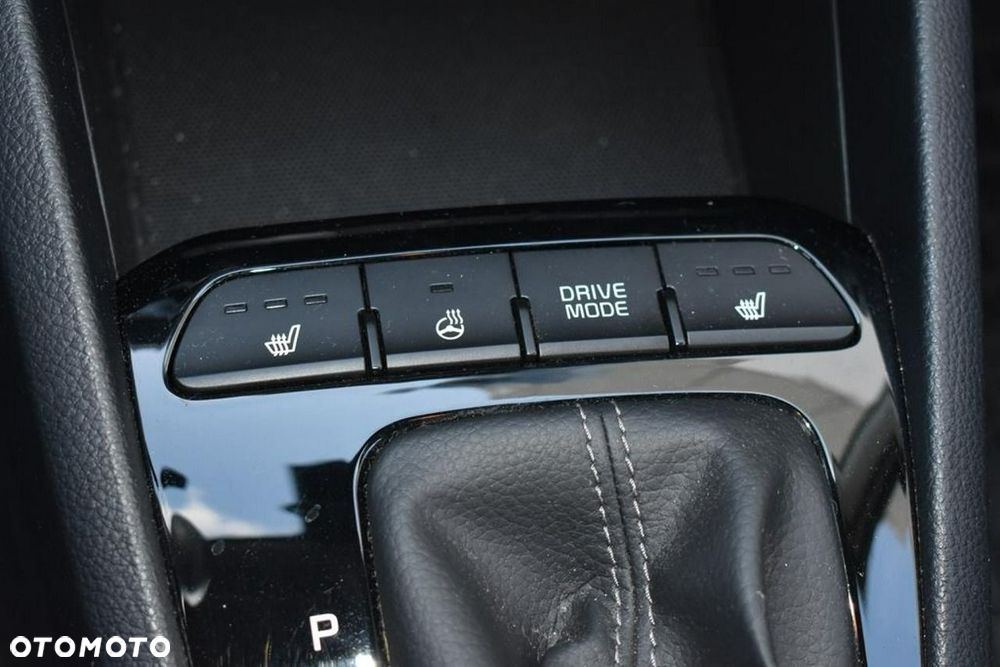 Kia Stonic 1.0 T-GDI M DCT - 19