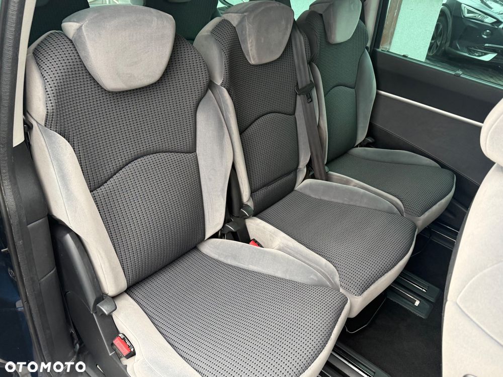 Peugeot 807 2.0 HDi Premium - 15