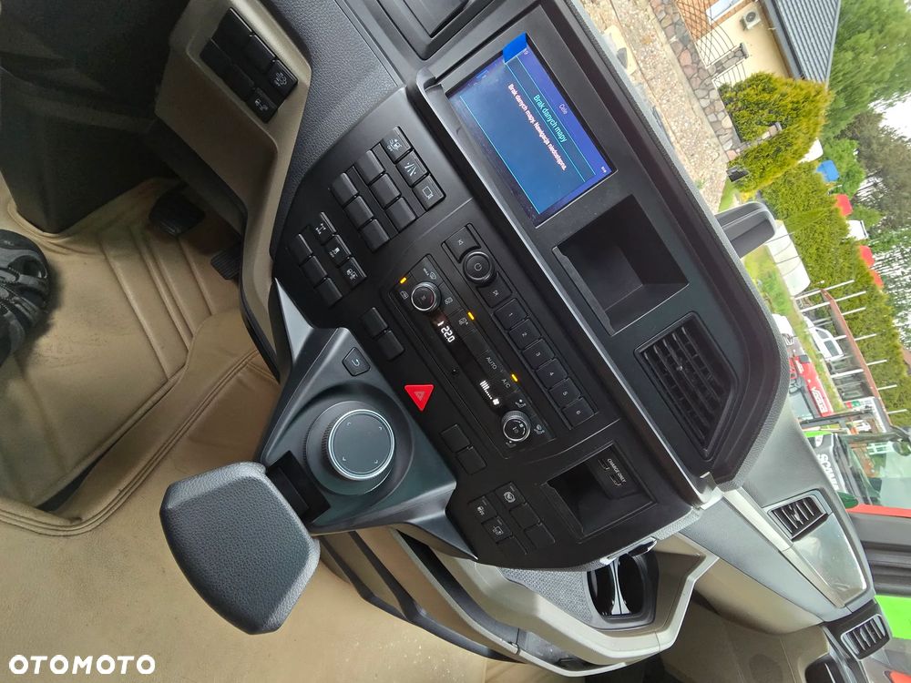 MAN TG 3 XXL 470 KM mega low-deck - 27