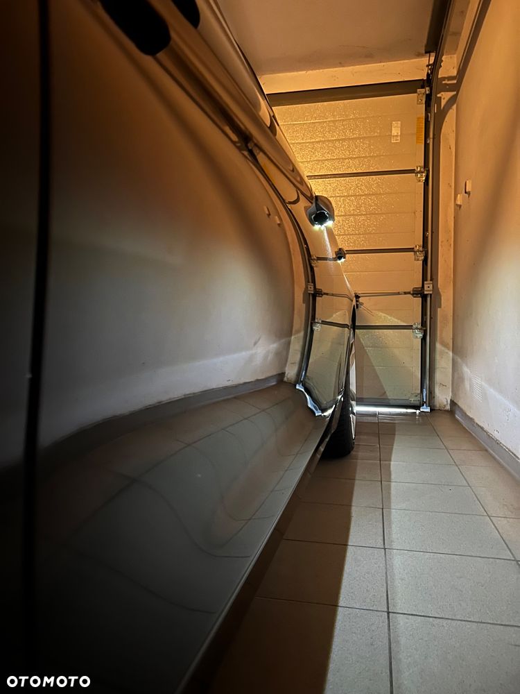 BMW Seria 3 320d Efficient Dynamics Sport Line - 23