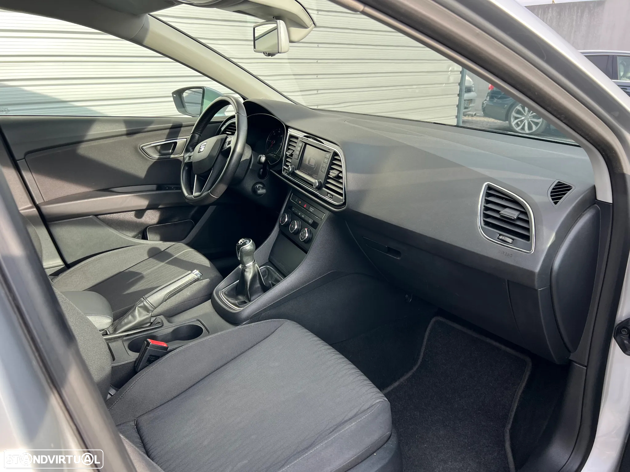 SEAT Leon ST 1.6 TDI Style Ecomotive - 13