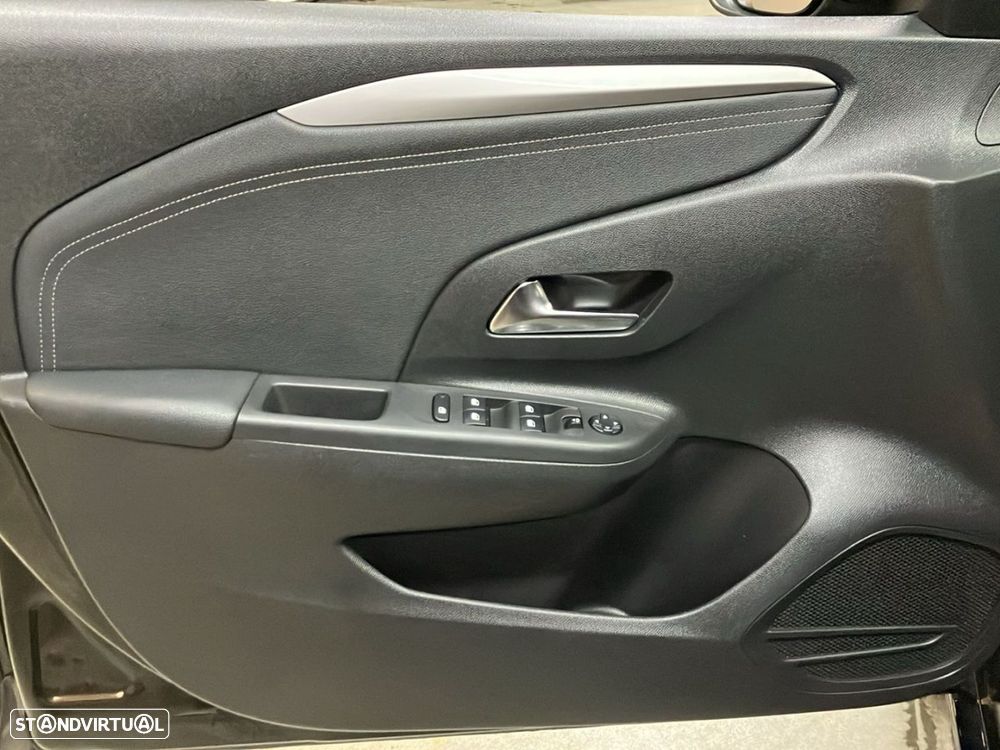 Opel Corsa 1.2 T GS Line - 23