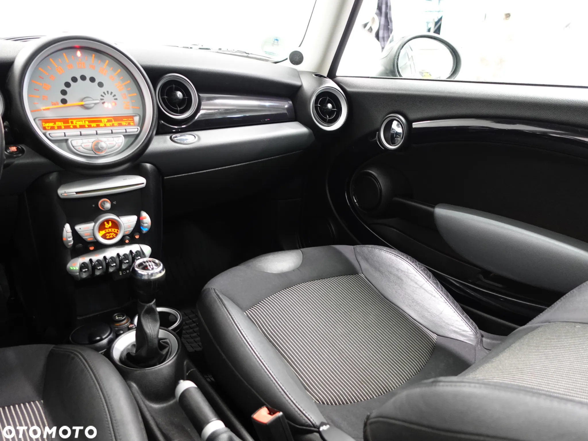MINI Clubman Cooper - 38