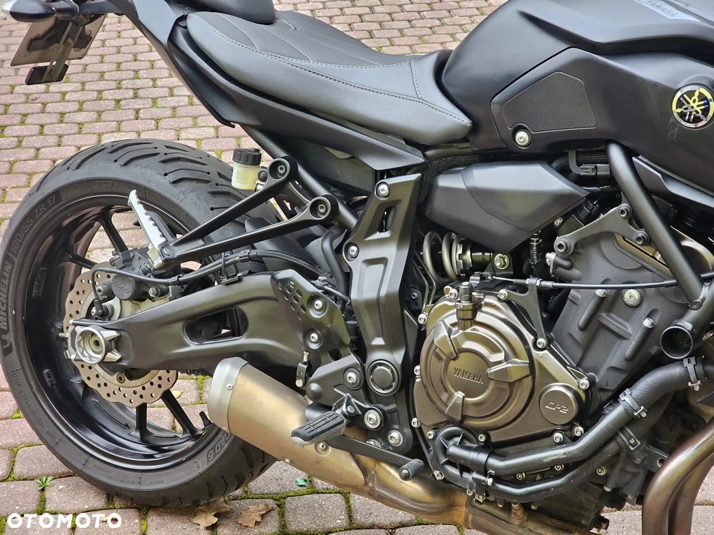 Yamaha MT - 9