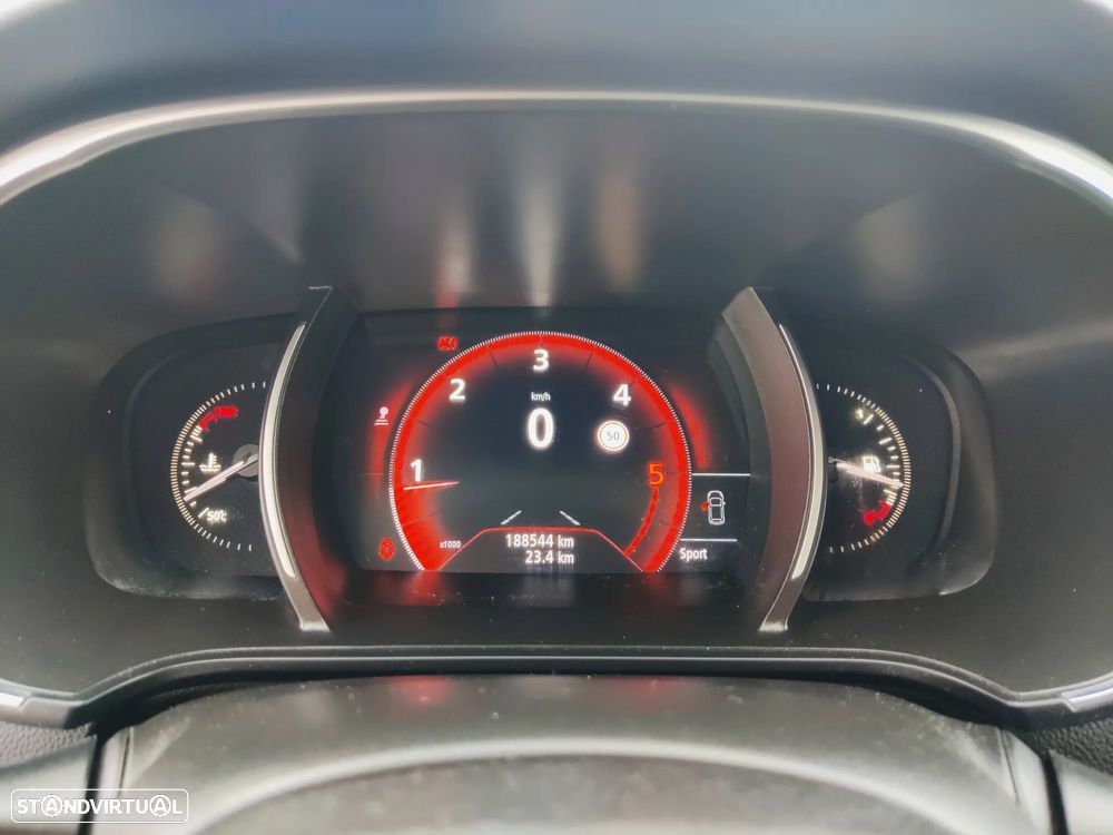 Renault Mégane Sport Tourer 1.5 dCi GT Line - 25