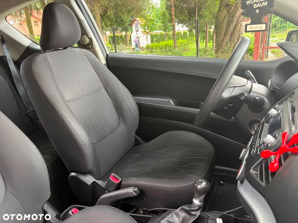 Kia Picanto 1.0 M - 10