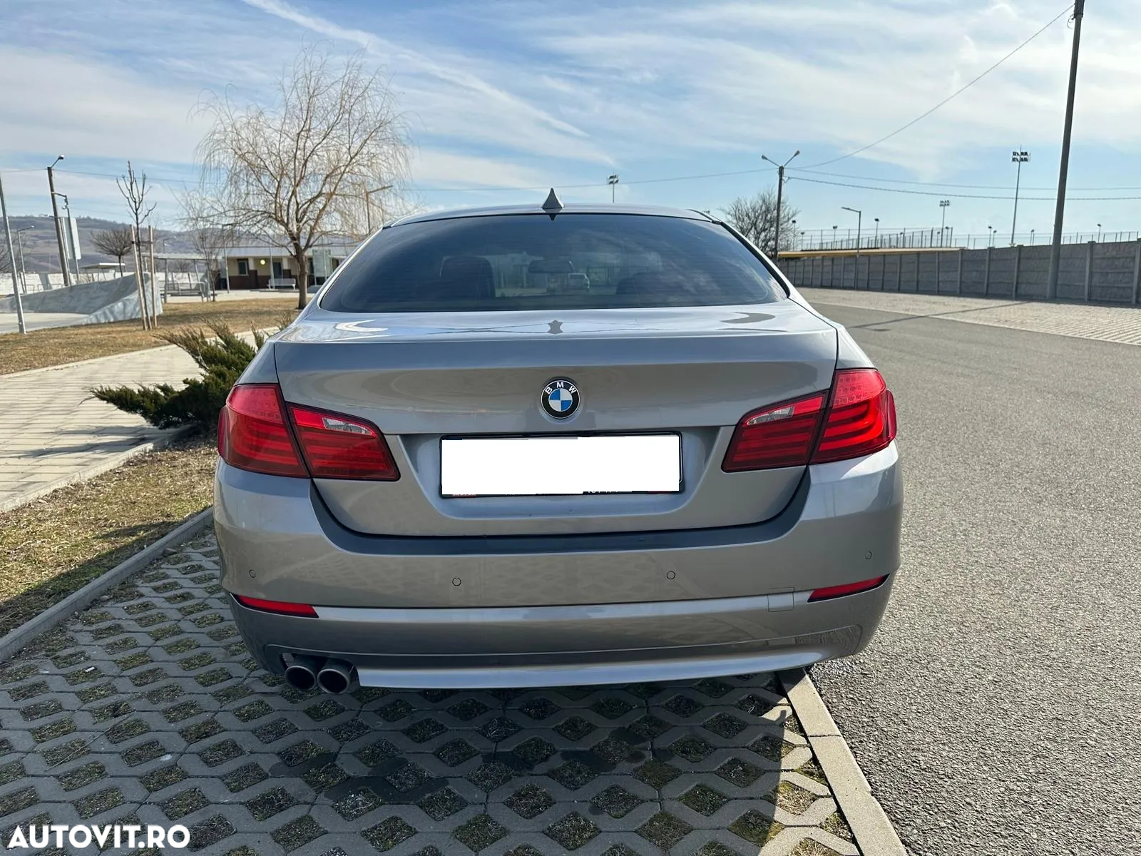 BMW Seria 5 520d - 3