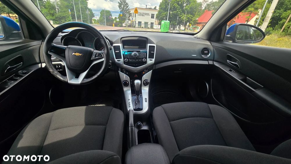 Chevrolet Cruze 1.6 LT+ - 18