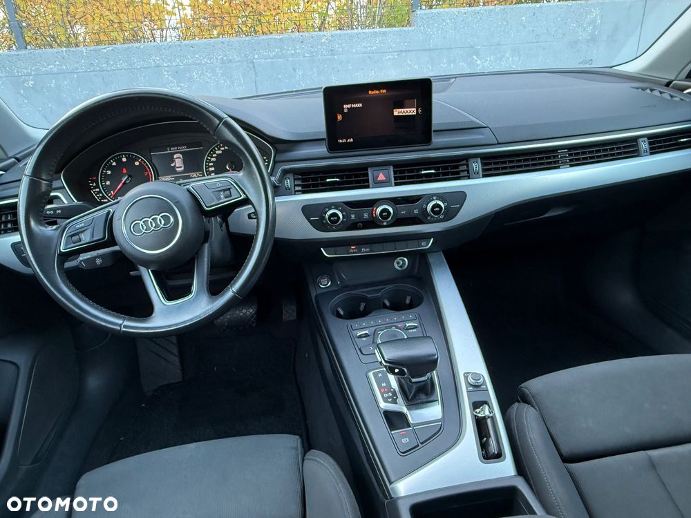 Audi A4 Avant - 16