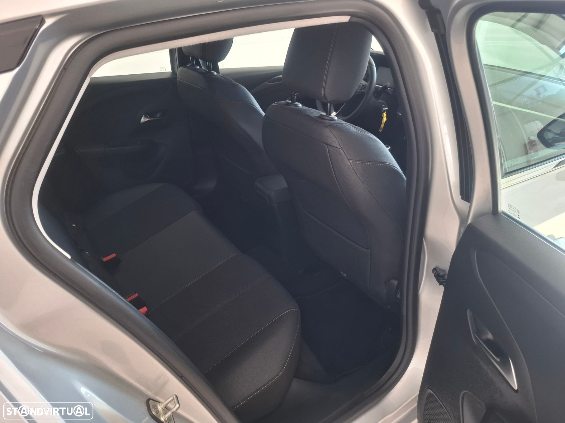 Opel Corsa 1.2 T Elegance - 15