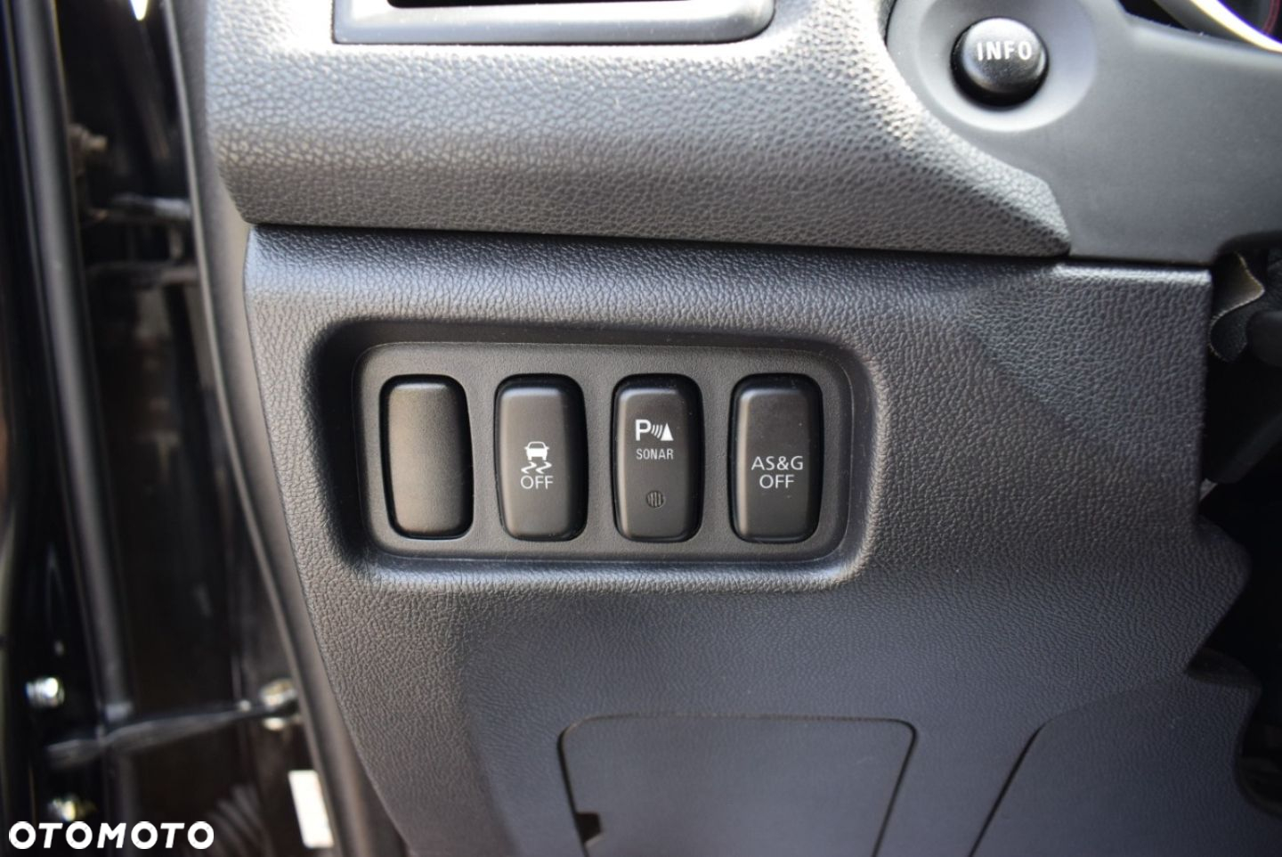 Mitsubishi ASX - 19