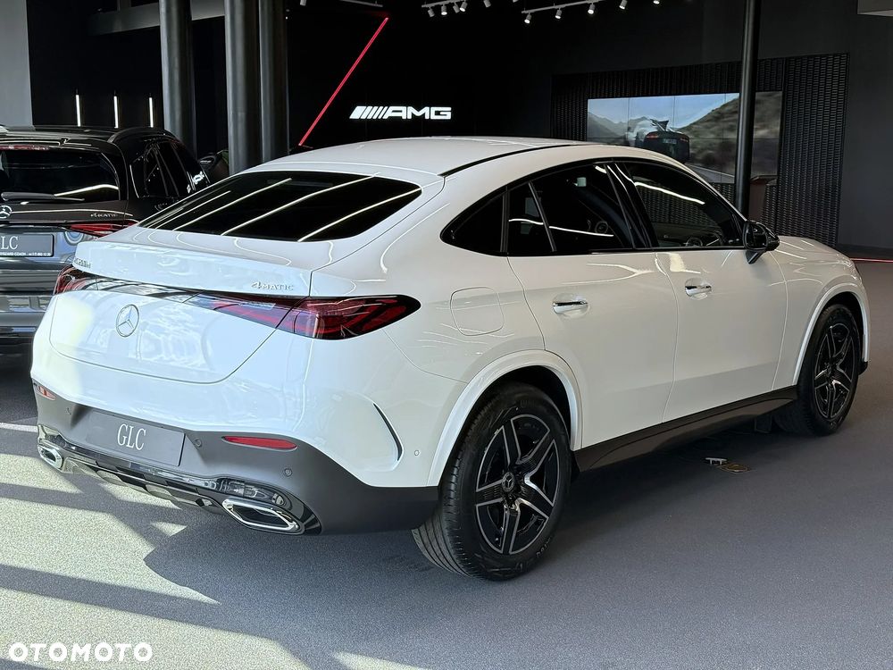Mercedes-Benz GLC - 4