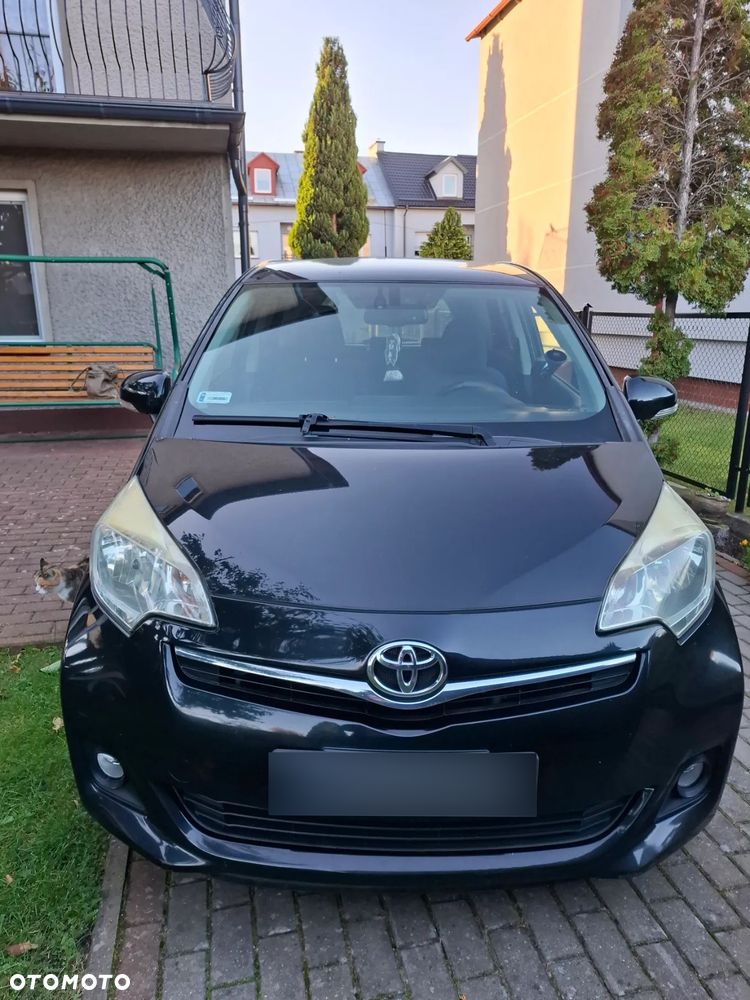 Toyota Verso S 1.4 D-4D Premium - 3