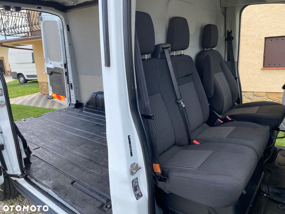 Ford TRANSIT, zakupiony w salonie w Rzeszowie, serwisowany, bezwypadkowy - 23