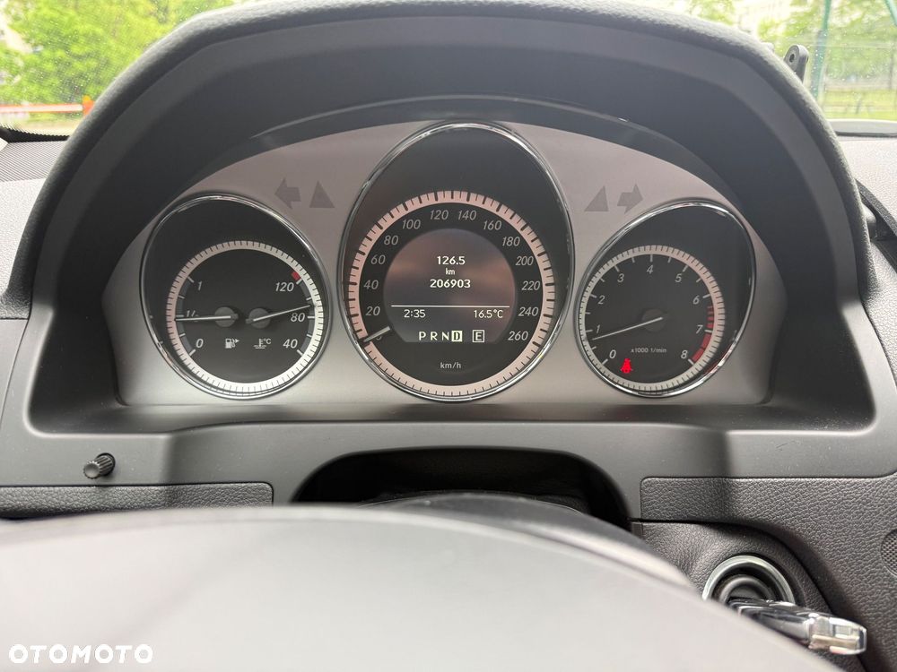 Mercedes-Benz Klasa C 250 (BlueEFFICIENCY) 7G-TRONIC Avantgarde - 12