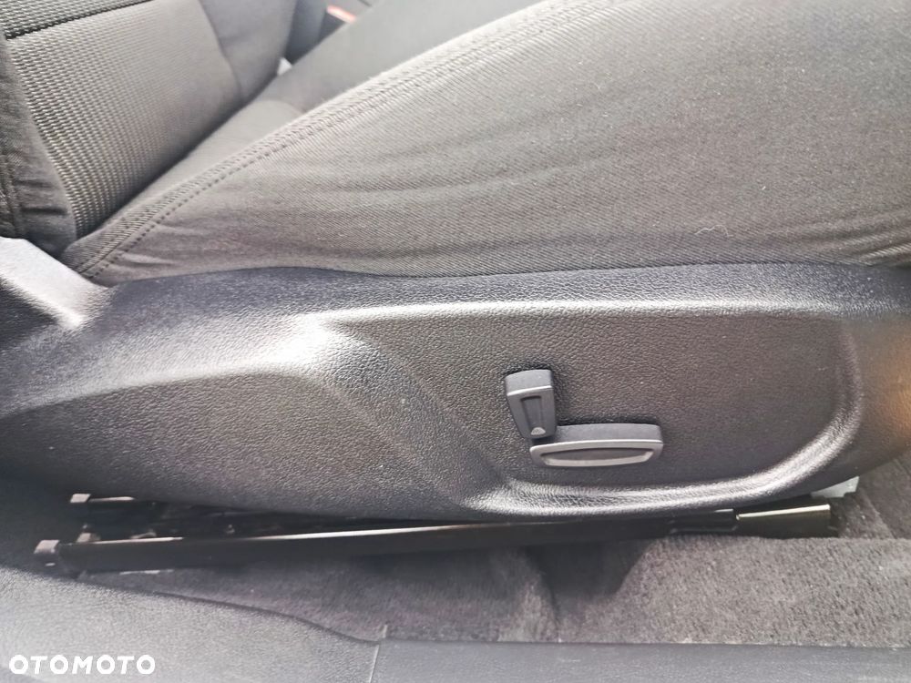 Ford Mondeo 2.0 TDCi Titanium - 24