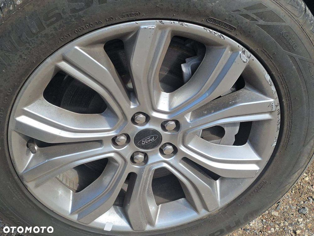 Ford Edge - 16