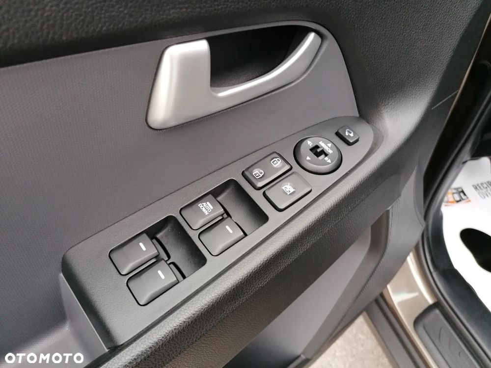 Kia Sportage 1.6 GDI L 2WD - 22