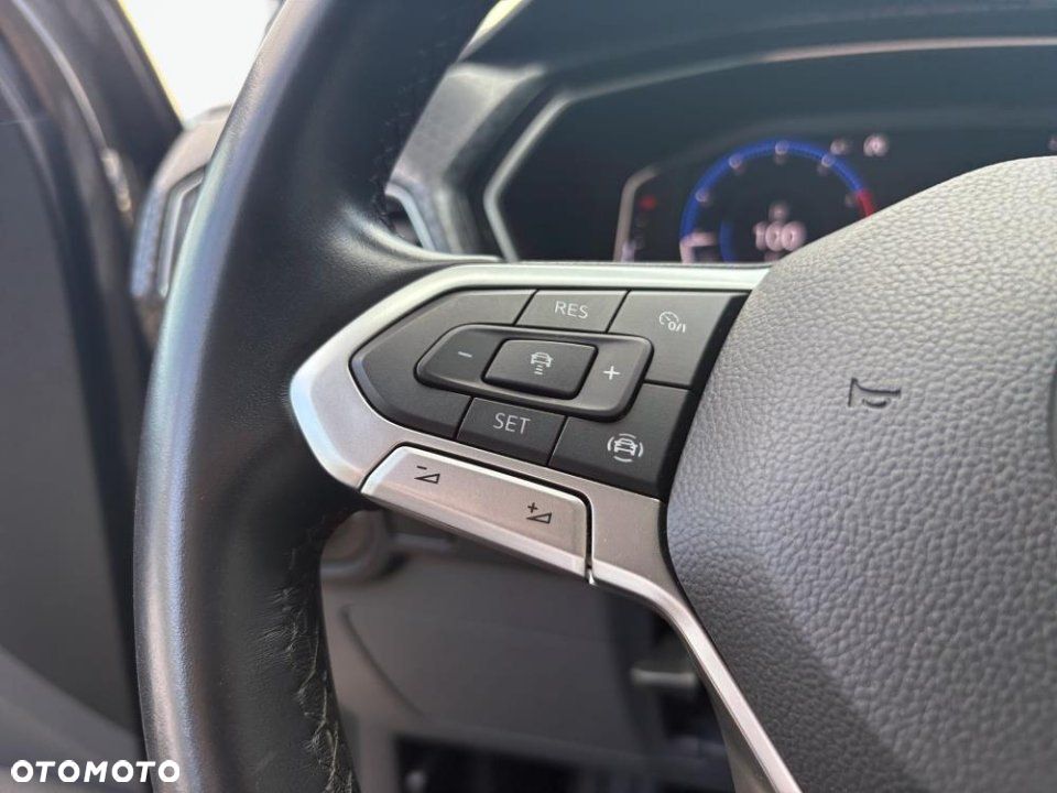 Volkswagen T-Cross - 16