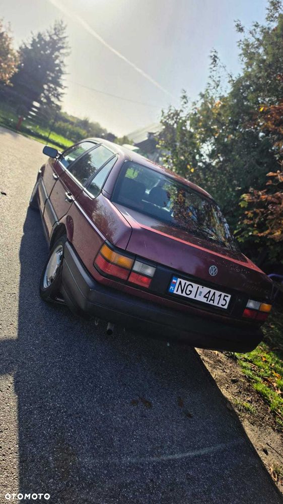Volkswagen Passat - 3